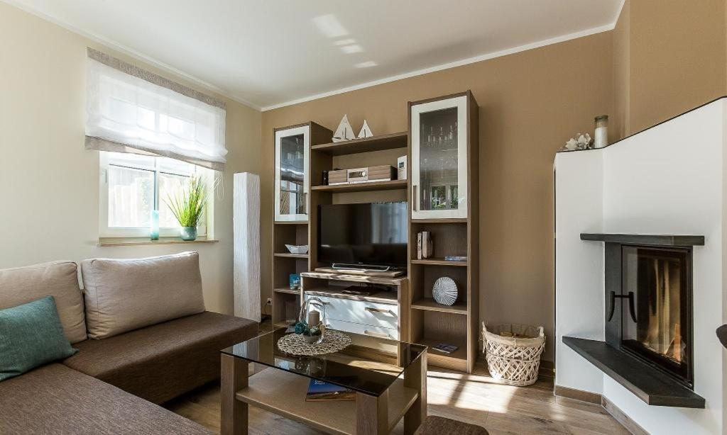 Haus Seeschwalbe Ahrenshoop Dış mekan fotoğraf